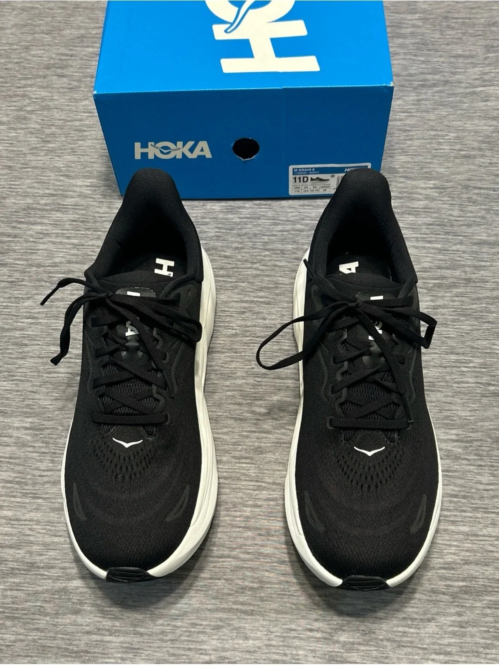 Hoka Arahi 8 Men’s Black/ White Size 11 D Brand New In Box